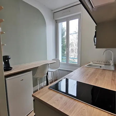 Cosy Et Calme Lägenhet *